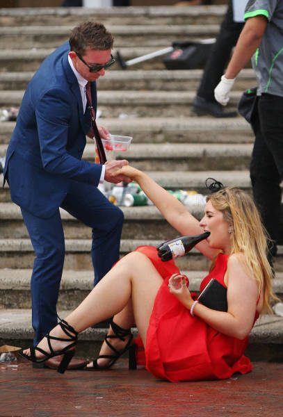 All The Crazy And Wild Things That Happened During Melbourne Cup Day