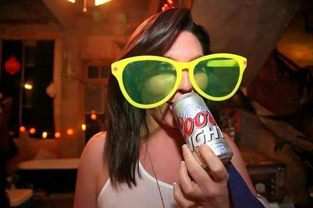 These Girls Announce Party Time!