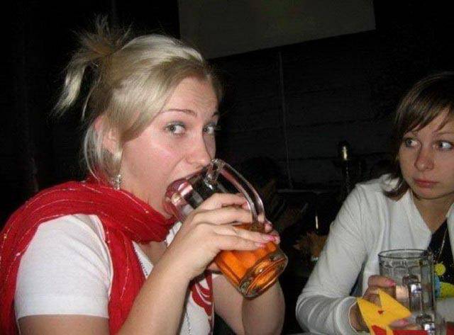 These Girls Announce Party Time!