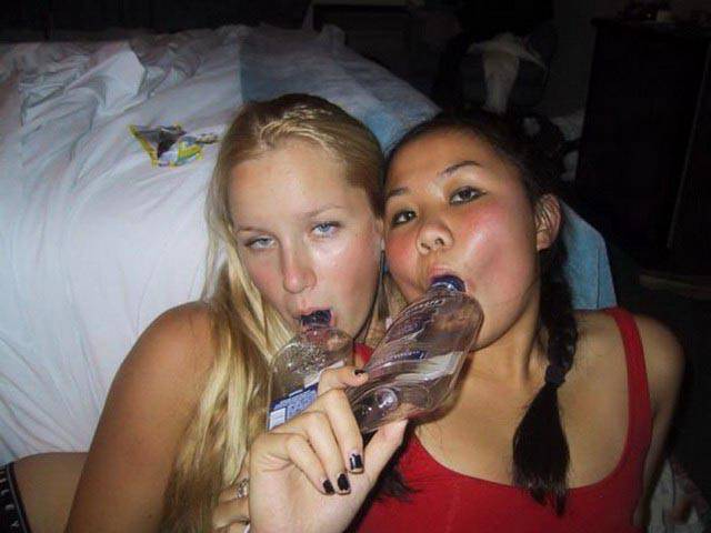 These Girls Announce Party Time!